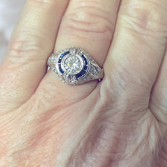 5A & 925 Sterling See video! Antique Sapphire 925 & 5A vintage ring! 6-155 - Picture 9 of 10